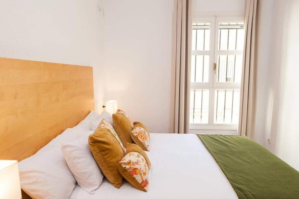 Zona 1 Santa Cruz Parking Privado Daire Sevilla Dış mekan fotoğraf