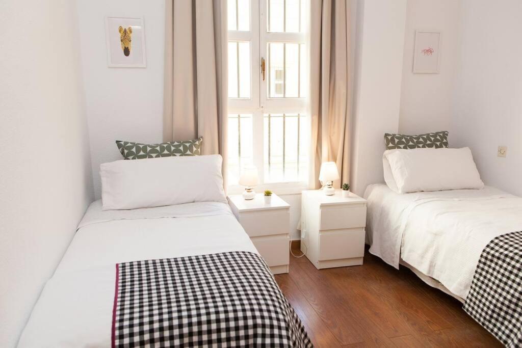 Zona 1 Santa Cruz Parking Privado Daire Sevilla Dış mekan fotoğraf