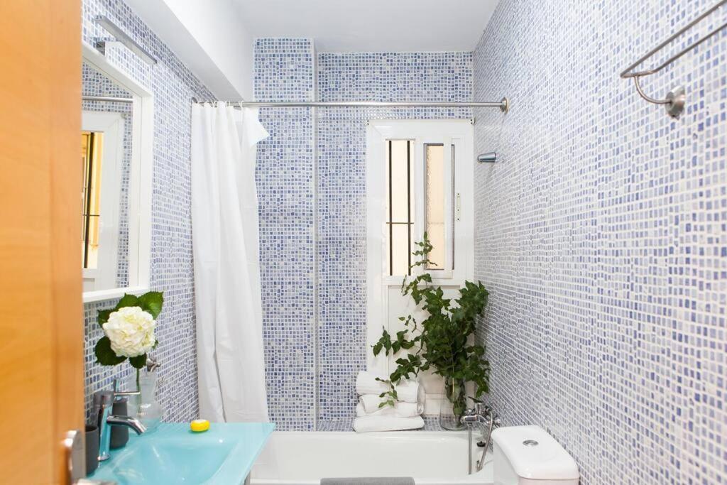 Zona 1 Santa Cruz Parking Privado Daire Sevilla Dış mekan fotoğraf